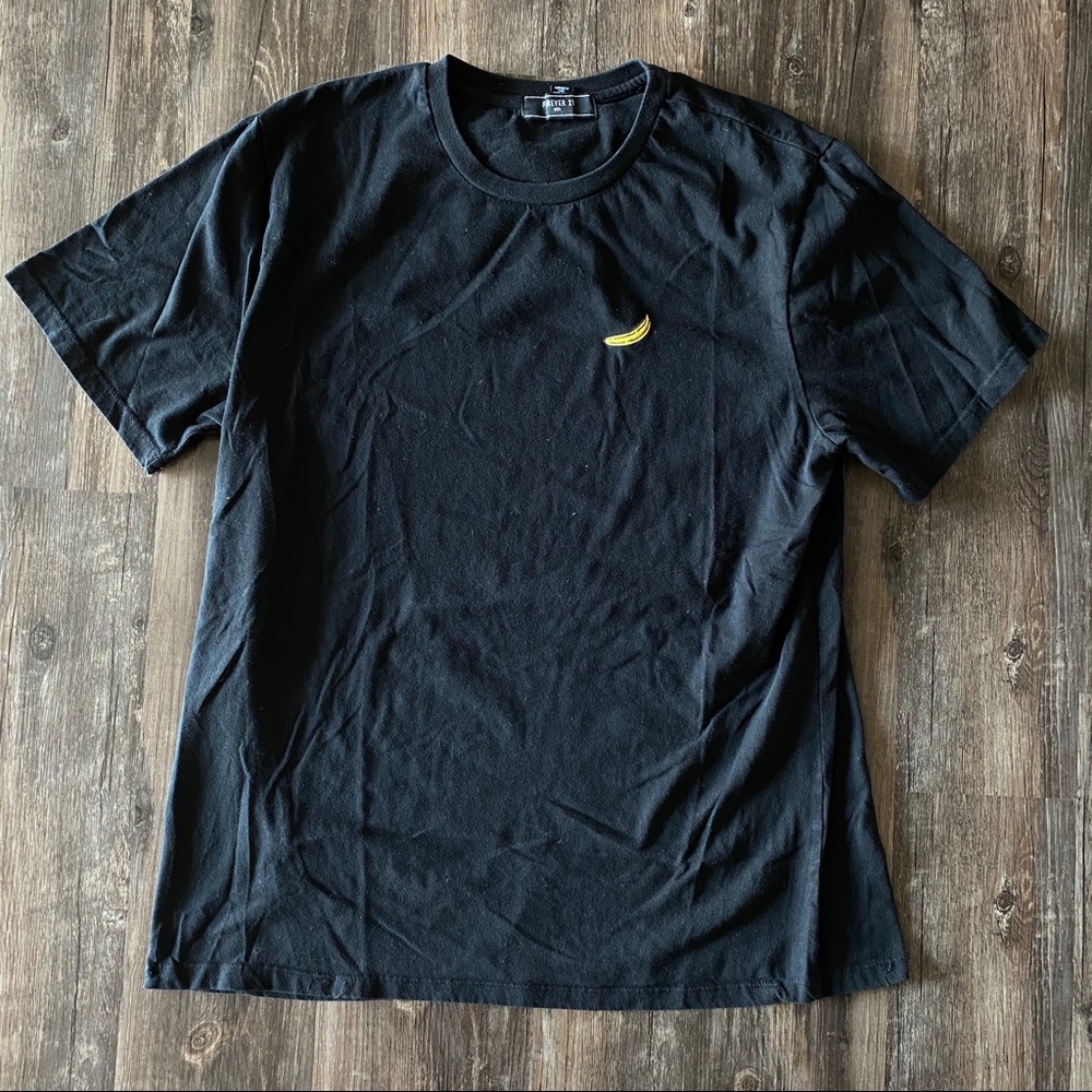 Forever 21 Men’s Banana Tee